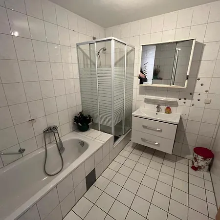 ホームステイ Schoenes Doppelzimmer In Messe Naehe ハノーファー