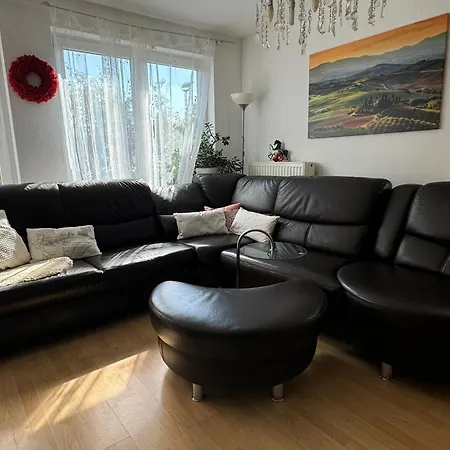 Schoenes Doppelzimmer In Messe Naehe Homestay Hannover